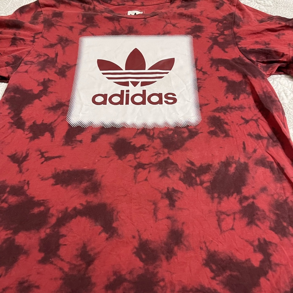 Adidas t shirt